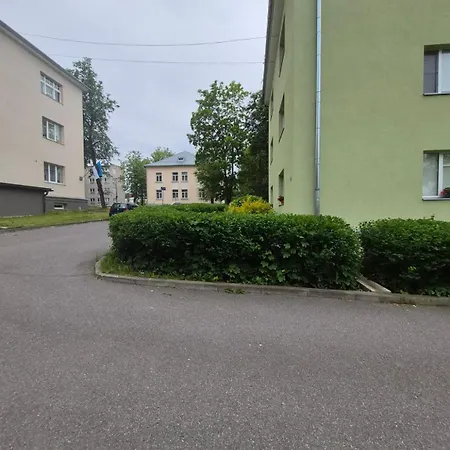Korter Near Border Crossing And College Narva